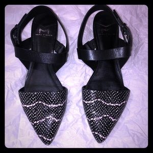 Marc Fisher Shoes - Mark Fisher Flats ( 8M ) Marc Fisher Shoes - Mark Fisher Flats ( 8M )